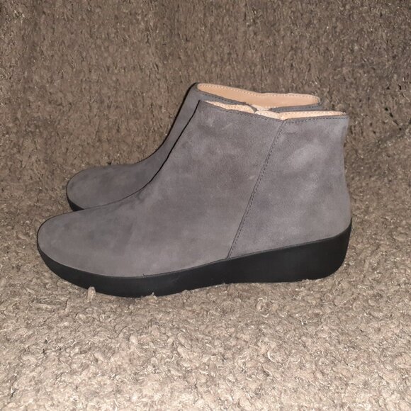FITFLOP-Sumi-Steel Gray Suede Booties-Left Boot-7-Right Boot 6.5-New/Tag-No Box - Picture 2 of 9